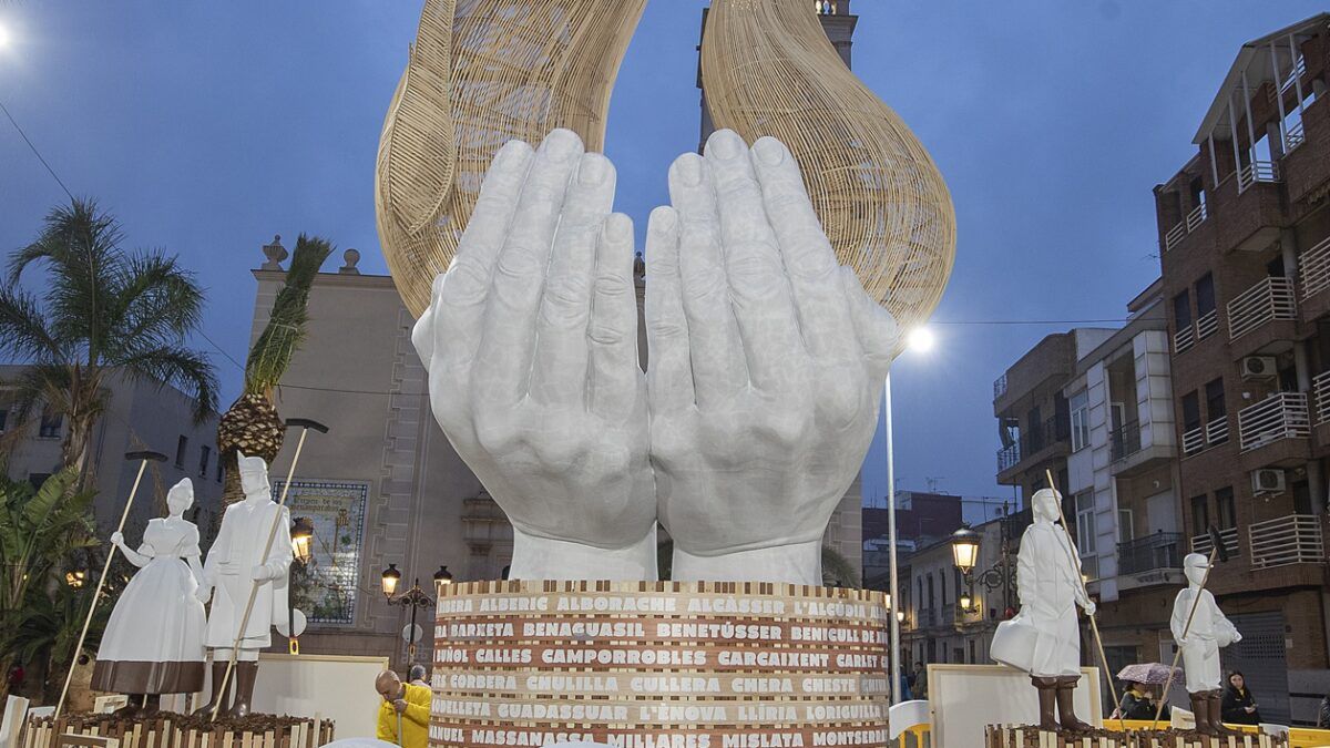 Falla SOM